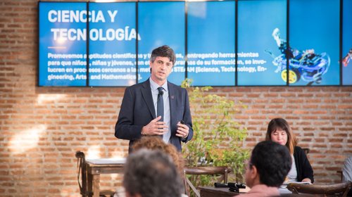 Gobierno presenta la primera Política Nacional de Ciencia, Tecnología, Conocimiento e Innovación