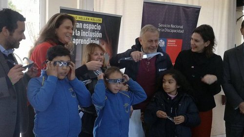 Estudiantes con discapacidad visual se preparan para un Eclipse Inclusivo