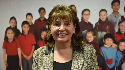 Doctora en física Dora Altbir Drullinsky es galardonada con el Premio Nacional de Ciencias Exactas 2019