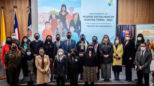 Ministro de Ciencia abre convocatoria de “Mujeres destacadas de nuestra tierra” en Valparaíso