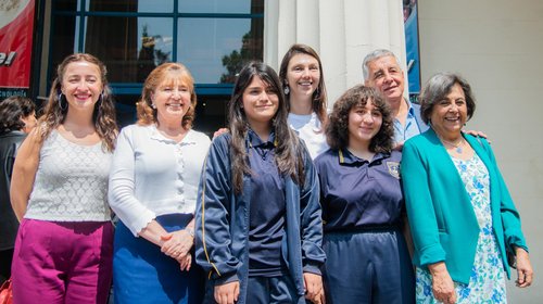 Estudiantes beneficiados por MinCiencia protagonizaron intercambio de experiencias con premios nacionales