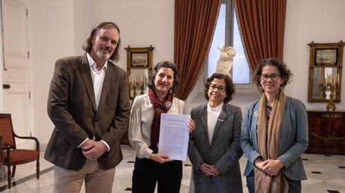 Con la firma de sus estatutos,  Gobierno inició hoy la constitución del  Instituto Nacional de Litio y Salares