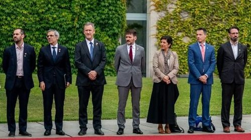 Desde una experta en cuántica hasta la directora de una escuela rural representan al mundo científico en la Gira Presidencial