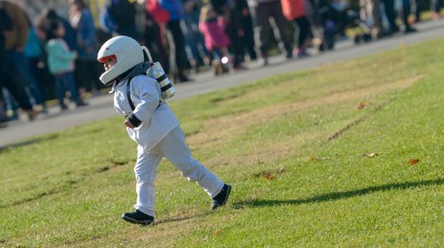 ¿Cómo sacar a los niños de la pantalla en vacaciones? MinCiencia recopiló más de 30 panoramas para desafiar la curiosidad