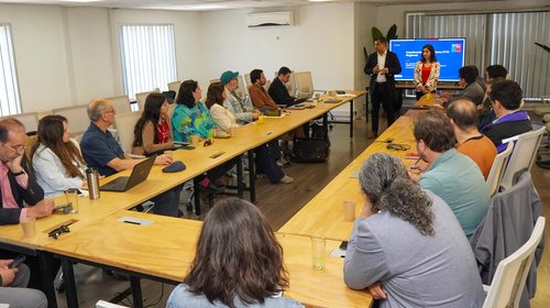 Exitoso encuentro entre autoridades e investigadores de Los Ríos busca articular el desarrollo basado en conocimiento